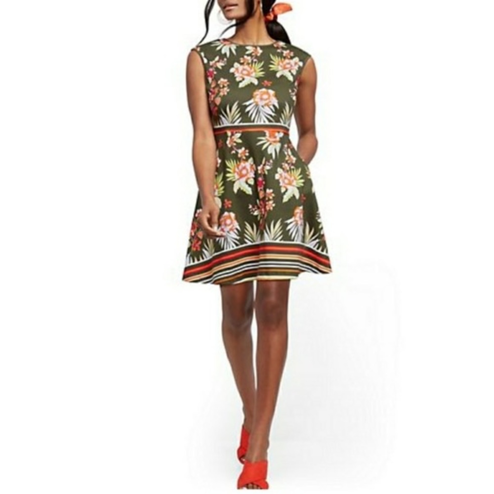 New York & Company floral summer dress size M